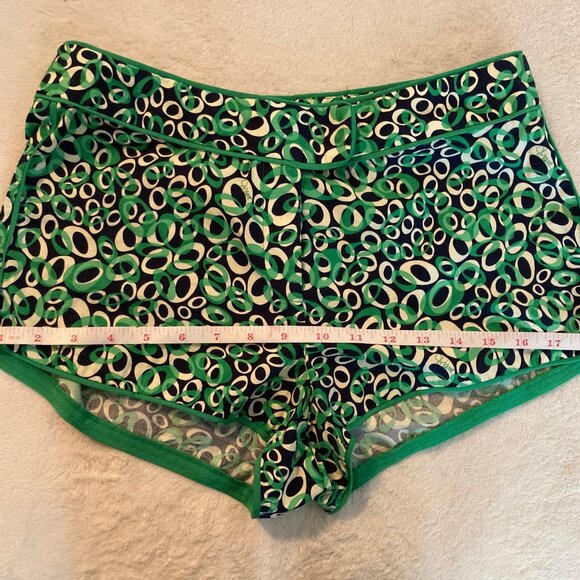 Vintage Diane Von Furstenberg shorts - Picture 2 of 6